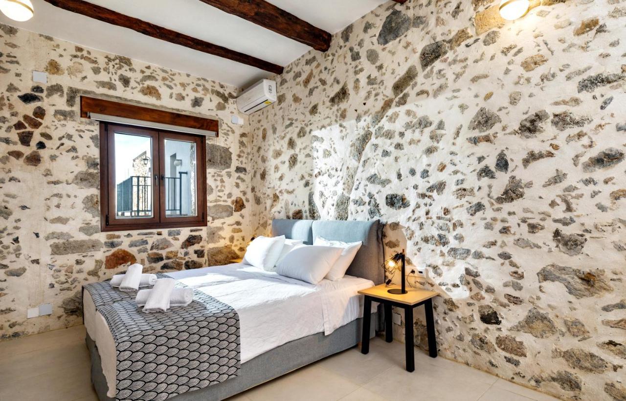 Mirthia Apartments Плакиас Экстерьер фото
